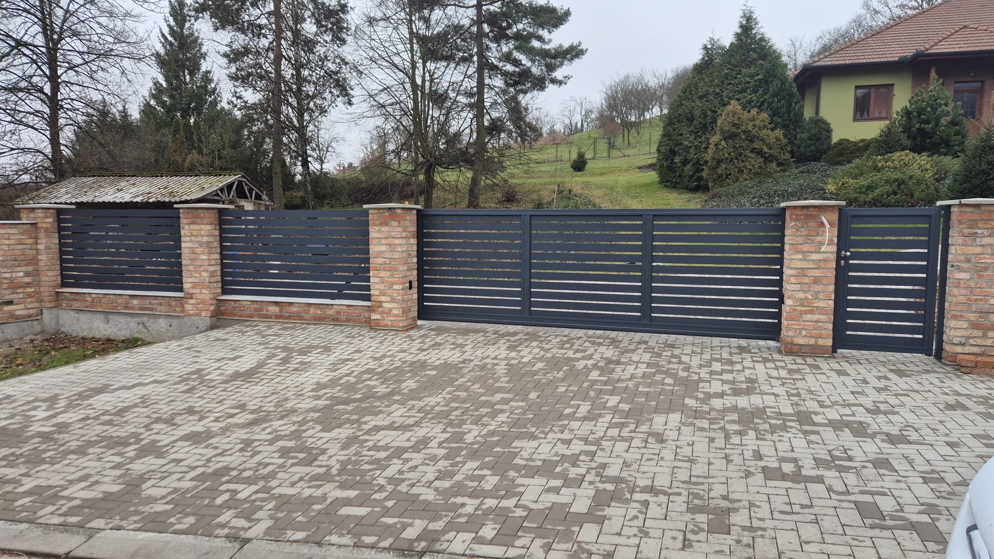 3c67cc01-6e3b-4f89-bd24-074d5405557b